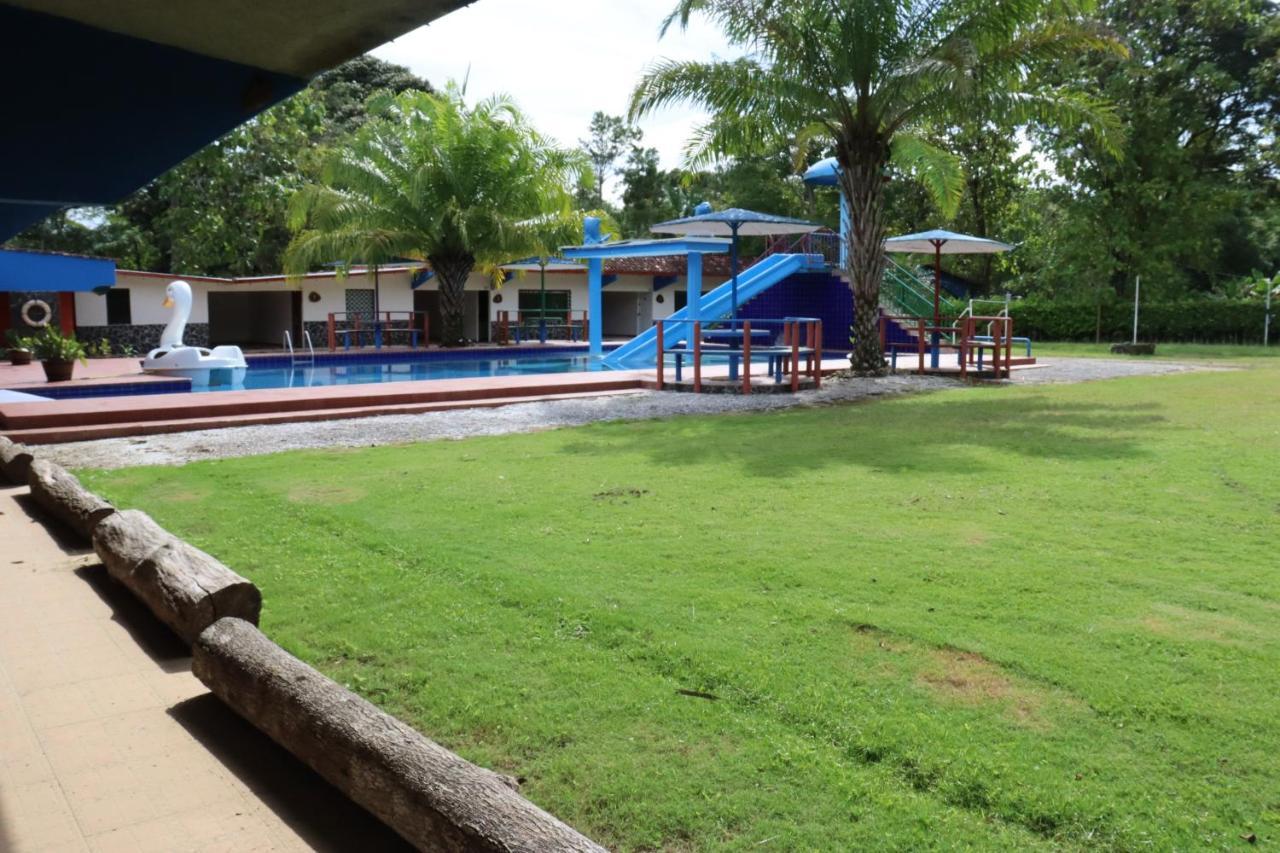 فندق Hacienda Alajuela كولون المظهر الخارجي الصورة